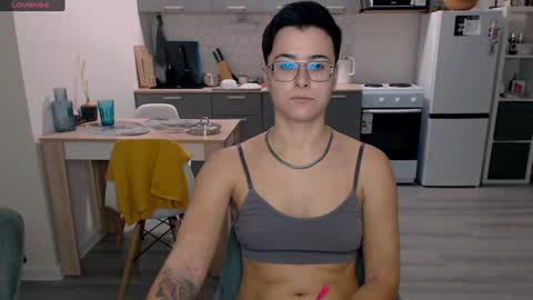 Eva and Sandra online show from 12/14/24, 11:39