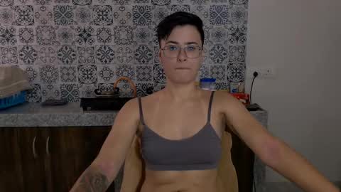 Eva and Sandra online show from 02/27/25, 08:06