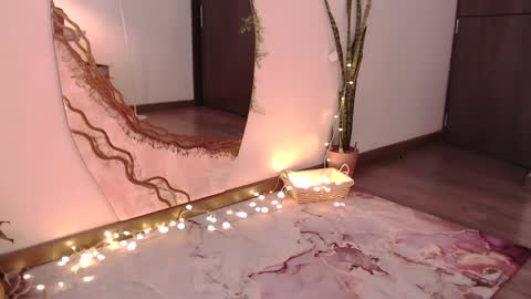 cloe online show from 02/11/25, 07:16