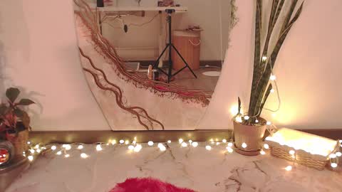 Snapshot of chloebritto chatting on 02/28/25, 08:18 cloe online show from 02/28/25, 08:18