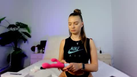 Chloe online show from 01/19/26, 06:17