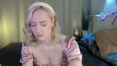 Chloe Deccker online show from 05/15/26, 01:45