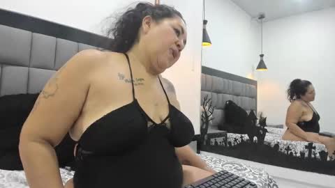 chloee_pervert online show from 02/18/25, 02:27