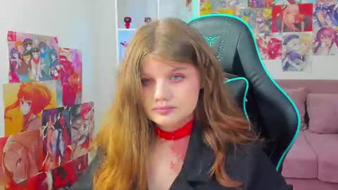 ChloeHalses online show from 07/06/26, 05:15