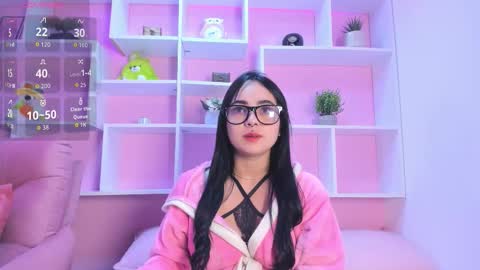 Chloe online show from 12/05/25, 11:19