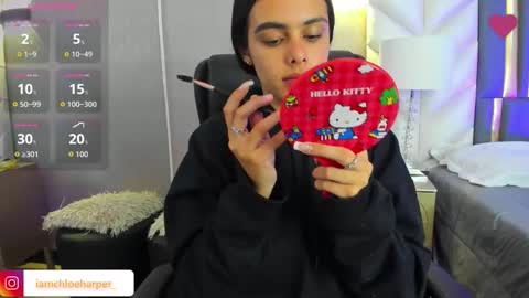  Chloe Harper  online show from 12/22/25, 11:40