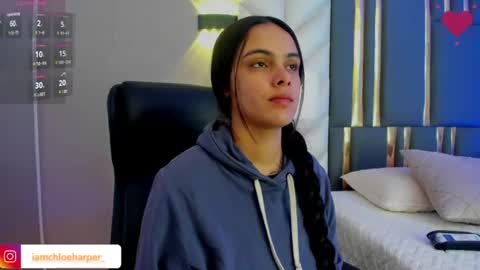  Chloe Harper  online show from 06/30/26, 11:44