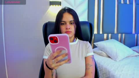  Chloe Harper  online show from 07/11/26, 12:30