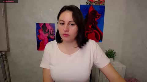 Snapshot of chloejill_ chatting on 10/25/25, 03:03 Chloe online show from 10/25/25, 03:03