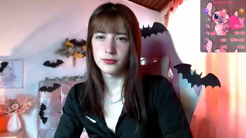 Chloe online show from 10/19/25, 02:18