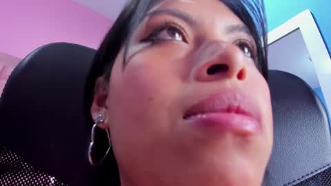 ChloeSignup For Free  Join my Fan Club online show from 02/25/25, 05:52