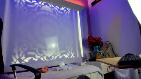 ChloeSignup For Free  Join my Fan Club online show from 05/29/26, 02:53