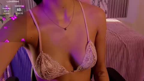 Snapshot of chloemasonn chatting on 02/21/26, 11:00 chloemasonn online show from 02/21/26, 11:00
