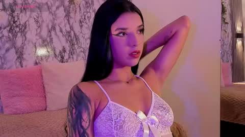 Snapshot of chloemasonn chatting on 03/20/26, 11:04 chloemasonn online show from 03/20/26, 11:04