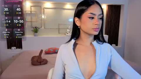 Snapshot of chloemoon9 chatting on 09/11/25, 12:05 Chloe Moon online show from 09/11/25, 12:05