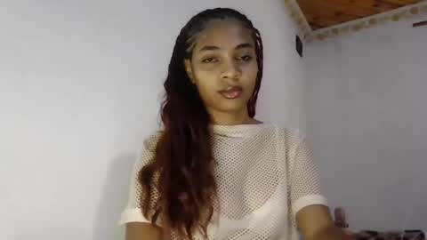 Snapshot of chloeplaisir chatting on 08/06/26, 09:55 chloeplaisir online show from 08/06/26, 09:55