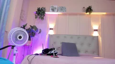 Chloe rosse online show from 04/14/26, 01:22