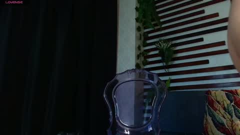 .. Chloe .. online show from 01/15/26, 03:00