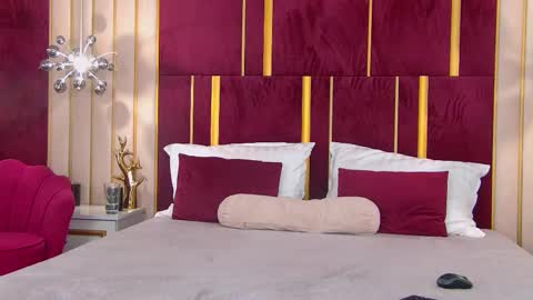 Snapshot of chloesins_ chatting on 02/26/25, 09:32 Chloe online show from 02/26/25, 09:32