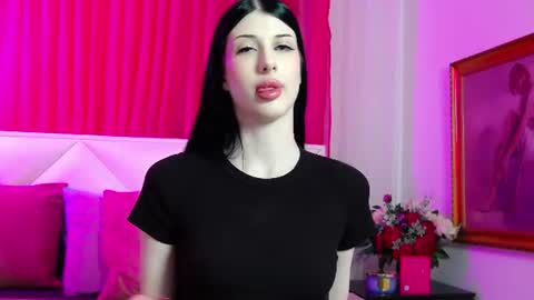 Snapshot of chloey_love_is chatting on 07/08/26, 07:46 Chloey online show from 07/08/26, 07:46