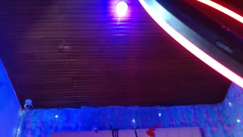 chlooe_zoe online show from 02/13/25, 11:37