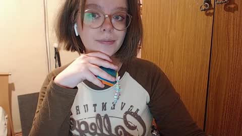 Snapshot of chmiri chatting on 12/21/24, 10:30 chmiri online show from 12/21/24, 10:30