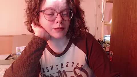 Snapshot of chmiri chatting on 02/25/25, 08:47 chmiri online show from 02/25/25, 08:47