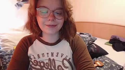 Snapshot of chmiri chatting on 09/17/25, 07:21 chmiri online show from 09/17/25, 07:21