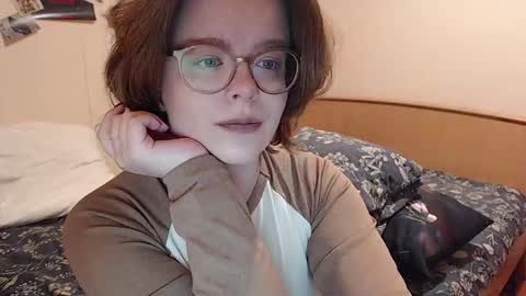 Snapshot of chmiri chatting on 11/11/25, 12:49 chmiri online show from 11/11/25, 12:49