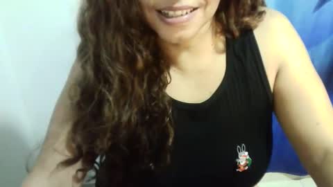 Snapshot of chochohot45 chatting on 12/19/24, 04:45 chochohot45 online show from 12/19/24, 04:45