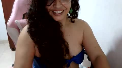 Snapshot of chochohot45 chatting on 06/08/26, 09:15 chochohot45 online show from 06/08/26, 09:15