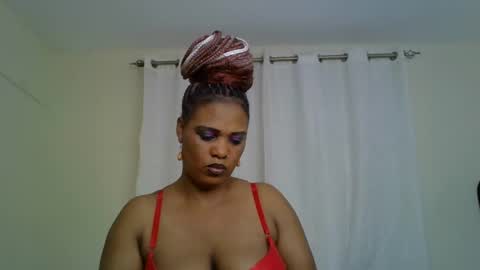 Snapshot of choco_violet chatting on 02/10/25, 06:53 VIOLET online show from 02/10/25, 06:53