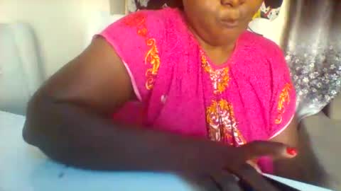 Snapshot of chocobabe002 chatting on 09/11/25, 07:47 chocobabe002 online show from 09/11/25, 07:47