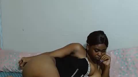 Snapshot of chocobooty2 chatting on 11/09/25, 02:54 Andy online show from 11/09/25, 02:54