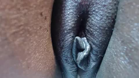 chocolatabig online show from 11/27/25, 09:00