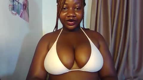 chocolateassgirl61 online show from 01/13/26, 07:52