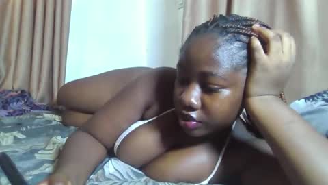 chocolateassgirl61 online show from 01/16/26, 10:30