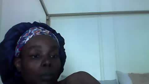 chocolatedrop_ online show from 06/04/26, 03:40