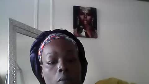 chocolatedrop_ online show from 06/09/26, 10:49