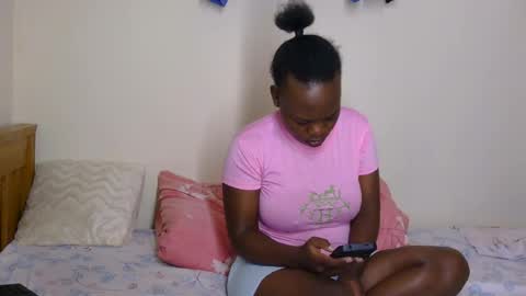Snapshot of chocolateebonyxo chatting on 08/04/26, 06:54 Chocolate Ebony online show from 08/04/26, 06:54