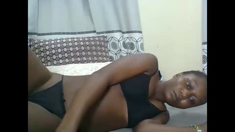 Snapshot of chocolateskin4 chatting on 09/21/25, 01:29 JANE online show from 09/21/25, 01:29