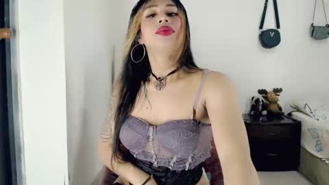 Snapshot of chocolatetriplex chatting on 10/21/25, 02:18 chocolatetriplex online show from 10/21/25, 02:18