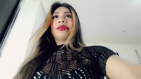 Snapshot of chocolatetriplex chatting on 10/22/25, 05:02 chocolatetriplex online show from 10/22/25, 05:02