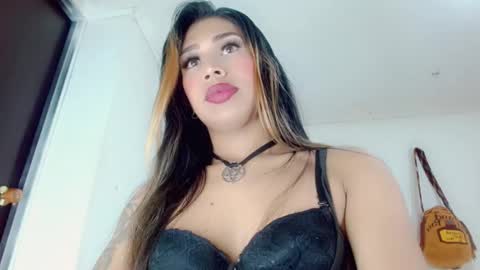 Snapshot of chocolatetriplex chatting on 11/21/25, 04:16 chocolatetriplex online show from 11/21/25, 04:16