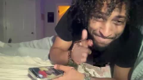 chocolatevanillaswirl3 online show from 05/01/26, 01:32