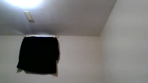 Snapshot of chocolatinhermoso chatting on 01/06/25, 04:02 Chocolatinhermoso online show from 01/06/25, 04:02