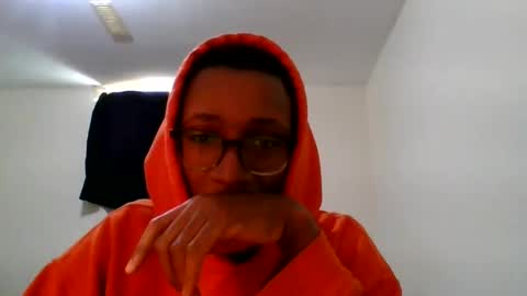 Snapshot of chocolatinhermoso chatting on 01/09/25, 04:39 Chocolatinhermoso online show from 01/09/25, 04:39