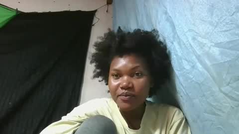 chololatblonde online show from 02/16/26, 06:15