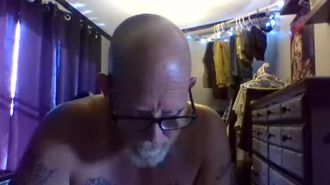 chompers online show from 09/19/25, 02:07