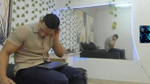 Chorey Thaylor online show from 11/18/25, 04:22